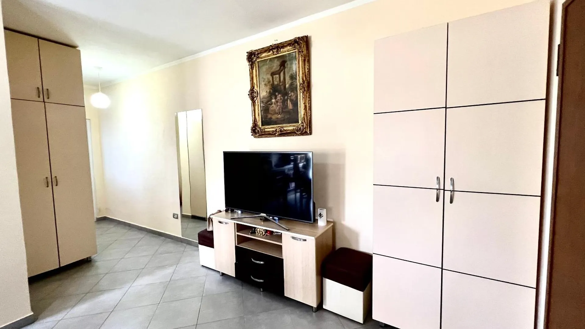 Tani Apartments Shëngjin