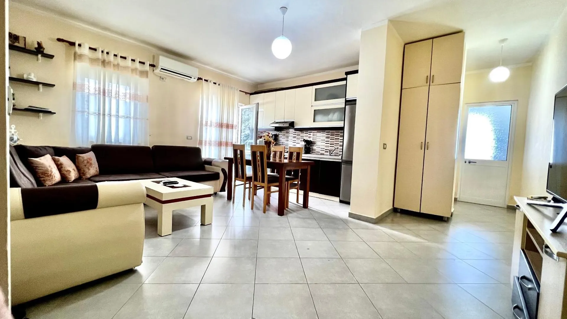 Tani Apartments Shëngjin 0*,  Albanien